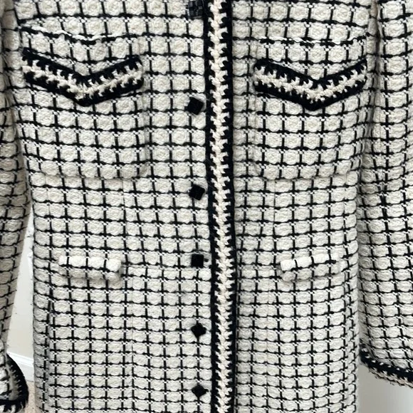 CHANEL Vintage Wool Boucle Long Jacket - Picture 15 of 16